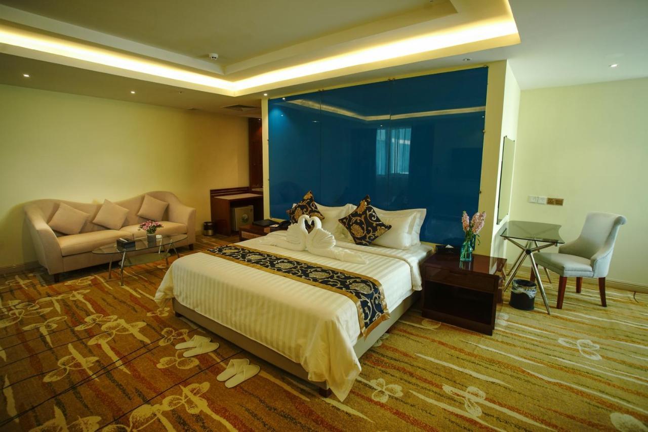 Grand Park Hotel Мандалай Екстер'єр фото